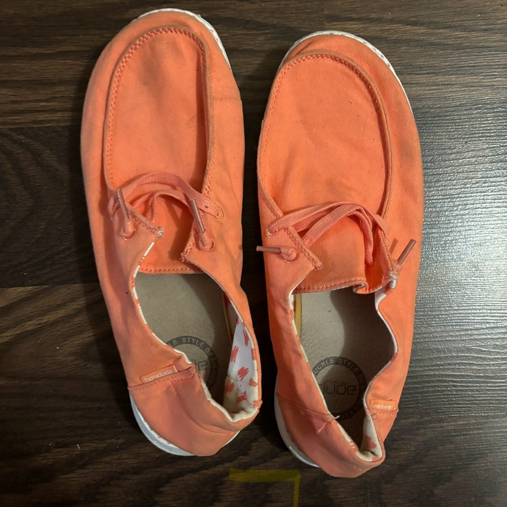 Orange hey dudes